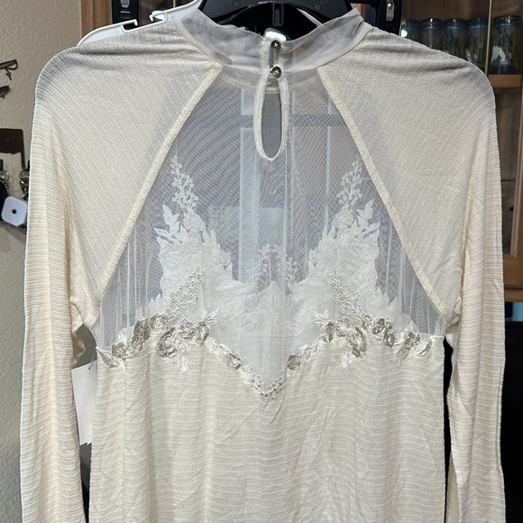 Free People Top - Picture 7 of 8